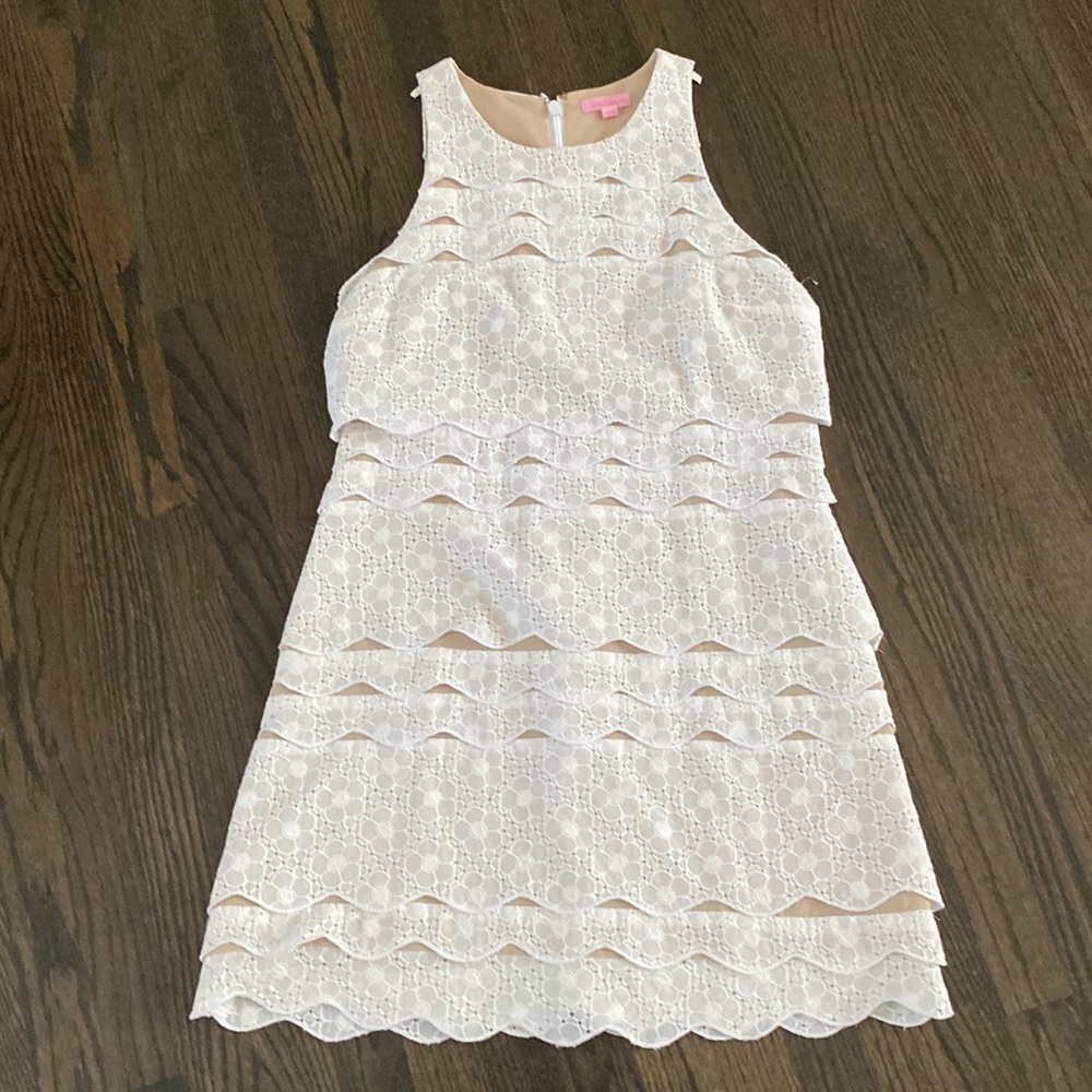 Lilly Pulitzer White Dress size 10.  I am 5’2”, length is at my knees.